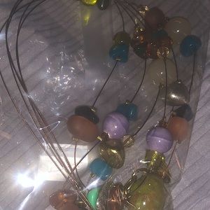 Bead wire necklace